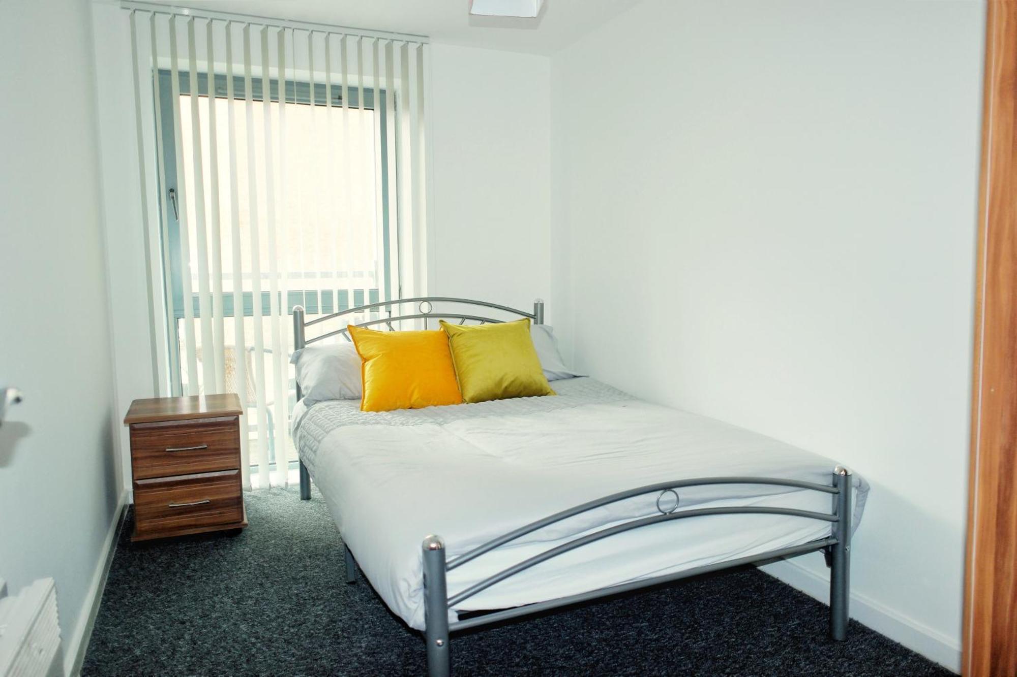 2 Bed Ensuite With Balcony And Free Onsite Secure Parking Manchester Esterno foto
